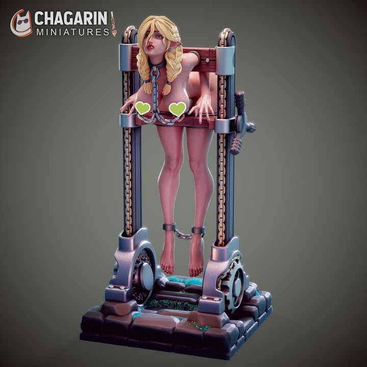 Lola the Captive Elf